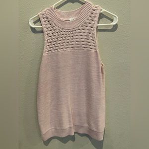 Gap sleeveless top
